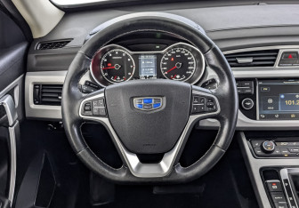 Подержанный автомобиль Geely Atlas 2018 года (22 фото)