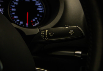 Подержанный автомобиль Audi A3 Sedan 2014 года (12 фото)