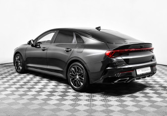 Подержанный автомобиль Kia K5 2020 года (7 фото)