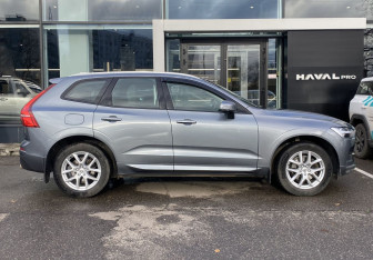 Подержанный автомобиль Volvo XC60 2021 года (4 фото)