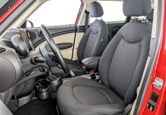 Подержанный автомобиль MINI Countryman 2015 года (20 фото)