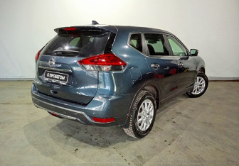 Подержанный автомобиль Nissan X-Trail 2018 года (4 фото)