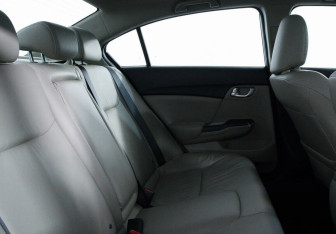 Подержанный автомобиль Honda Civic Sedan 2014 года (19 фото)