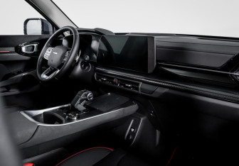 Подержанный автомобиль Haval H3 2024 года (9 фото)