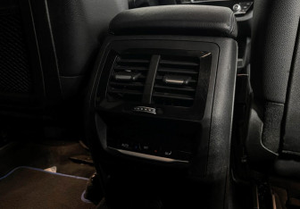 Подержанный автомобиль BMW X3 2018 года (20 фото)