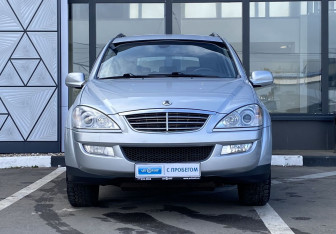 Подержанный автомобиль SsangYong Kyron 2012 года (2 фото)