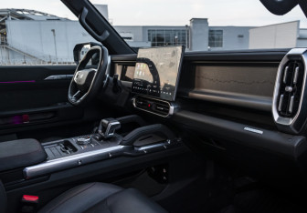 Подержанный автомобиль Jetour T2 2024 года (14 фото)
