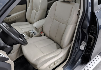 Подержанный автомобиль Nissan X-Trail 2018 года (19 фото)