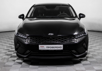 Подержанный автомобиль Kia K5 2020 года (2 фото)