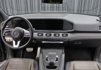 Подержанный автомобиль Mercedes-Benz GLE 2019 года (14 фото)
