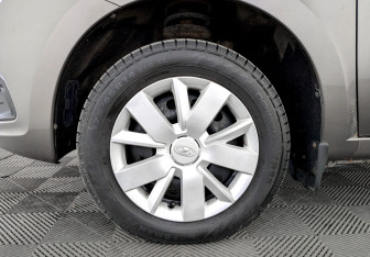 Подержанный автомобиль LADA (ВАЗ) Granta Sedan 2020 года (18 фото)