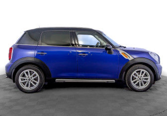 Подержанный автомобиль MINI Countryman 2015 года (4 фото)