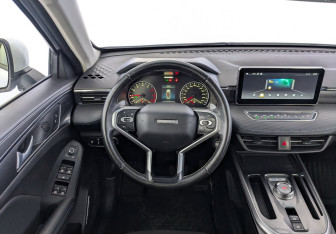 Подержанный автомобиль Haval Jolion 2023 года (21 фото)