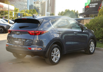 Подержанный автомобиль Kia Sportage 2017 года (4 фото)
