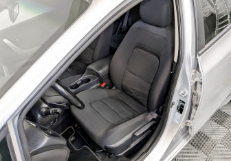 Подержанный автомобиль Kia Ceed Hatchback 2017 года (19 фото)