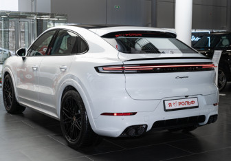 Новый Porsche Cayenne 2025 (4 фото)
