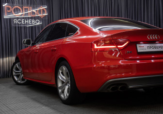 Подержанный автомобиль Audi S5 Liftback 2014 года (29 фото)