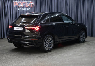 Подержанный автомобиль Audi Q3 2020 года (5 фото)