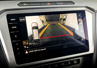 Подержанный автомобиль Volkswagen Passat Wagon 2018 года (27 фото)