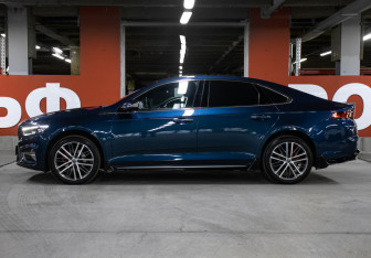 Подержанный автомобиль Geely Preface 2023 года (8 фото)