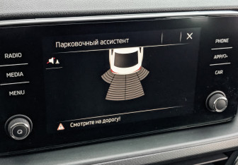 Подержанный автомобиль Skoda Rapid Liftback 2020 года (26 фото)