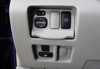 Подержанный автомобиль Lexus RX 2003 года (13 фото)