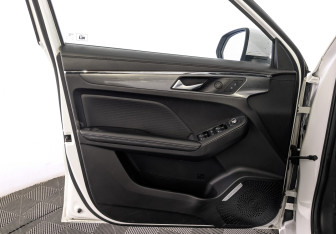 Подержанный автомобиль Haval Jolion 2022 года (19 фото)