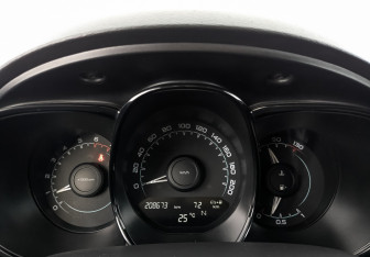 Подержанный автомобиль LADA (ВАЗ) Vesta Sedan 2016 года (16 фото)