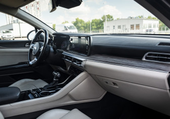 Подержанный автомобиль Kia K5 2020 года (14 фото)