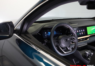 Подержанный автомобиль Geely Monjaro 2023 года (26 фото)