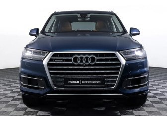 Подержанный автомобиль Audi Q7 2018 года (2 фото)