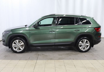 Подержанный автомобиль Skoda Kodiaq 2021 года (8 фото)