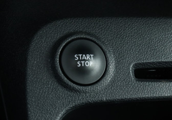 Подержанный автомобиль Renault Kaptur 2018 года (16 фото)