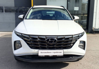 Подержанный автомобиль Hyundai Tucson 2021 года (2 фото)