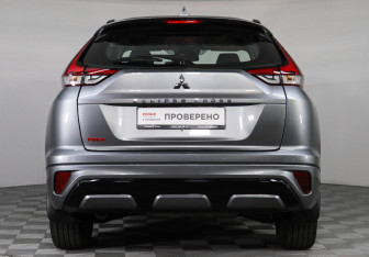 Подержанный автомобиль Mitsubishi Eclipse Cross 2024 года (6 фото)