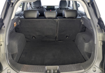 Подержанный автомобиль Москвич 3 2023 года (10 фото)