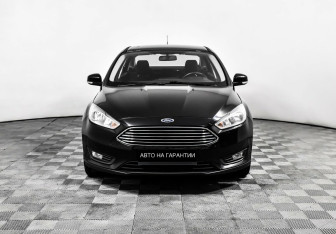 Подержанный автомобиль Ford Focus Sedan 2018 года (2 фото)