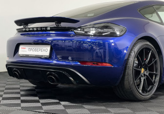 Подержанный автомобиль Porsche Cayman 2021 года (22 фото)