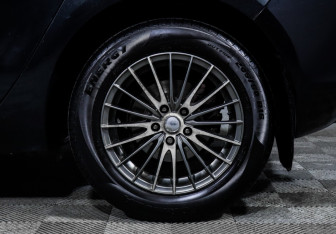 Подержанный автомобиль Opel Astra Hatchback 2012 года (15 фото)