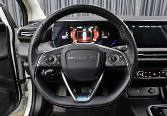 Подержанный автомобиль BAIC U5 Plus 2023 года (17 фото)