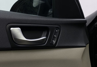 Подержанный автомобиль Kia Optima Sedan 2017 года (19 фото)