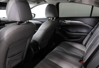 Подержанный автомобиль Mazda 6 Sedan 2020 года (12 фото)
