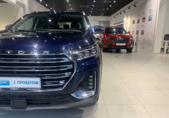 Подержанный автомобиль Jetour X90 Plus 2023 года (9 фото)