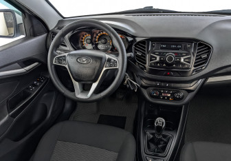 Подержанный автомобиль LADA (ВАЗ) Vesta Sedan 2021 года (28 фото)