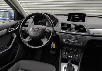 Подержанный автомобиль Audi Q3 2015 года (28 фото)