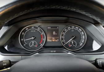 Подержанный автомобиль Skoda Superb Liftback 2018 года (13 фото)