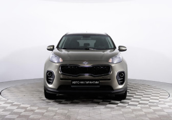 Подержанный автомобиль Kia Sportage 2016 года (2 фото)