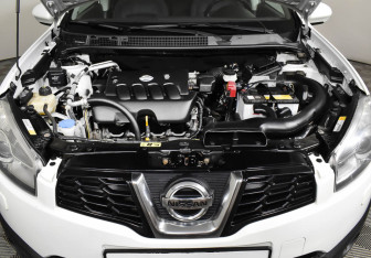 Подержанный автомобиль Nissan Qashqai 2010 года (8 фото)