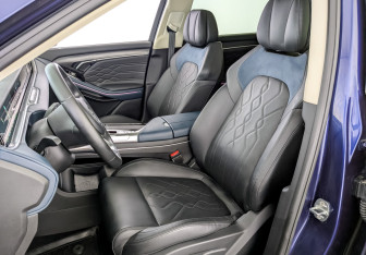 Подержанный автомобиль Voyah Free 2022 года (20 фото)