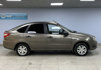 Подержанный автомобиль LADA (ВАЗ) Granta Hatchback 2020 года (4 фото)